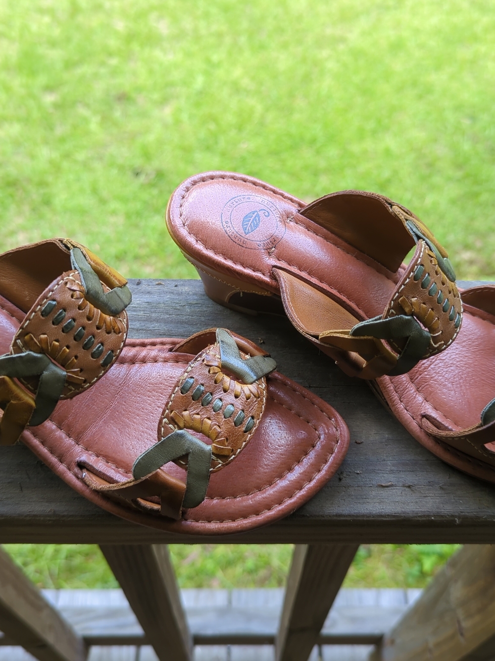 Nurture by Lamaze Brown/Teal Leather Wedge Sandals Size 8